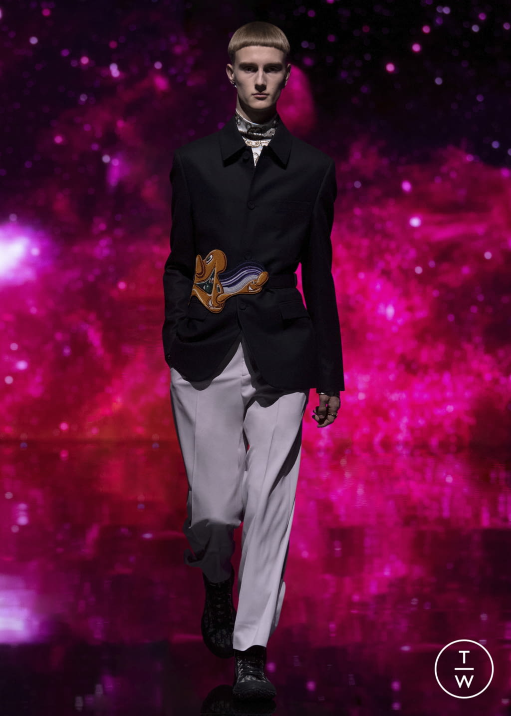 Fashion Week Paris Pre-Fall 2021 look 44 from the Dior Men collection menswear