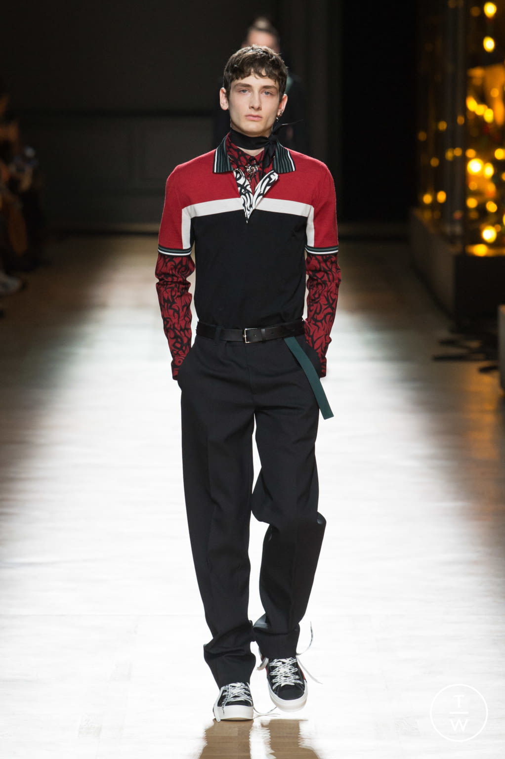 Fashion Week Paris Fall/Winter 2018 look 13 from the Dior Men collection 男装