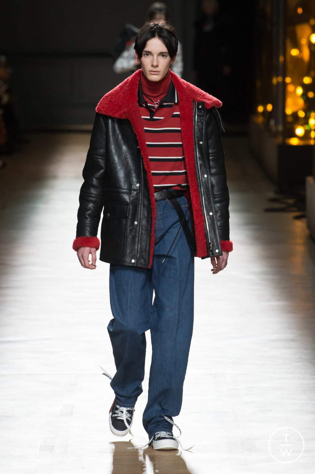 Fashion Week Paris Fall/Winter 2018 look 19 from the Dior Men collection menswear