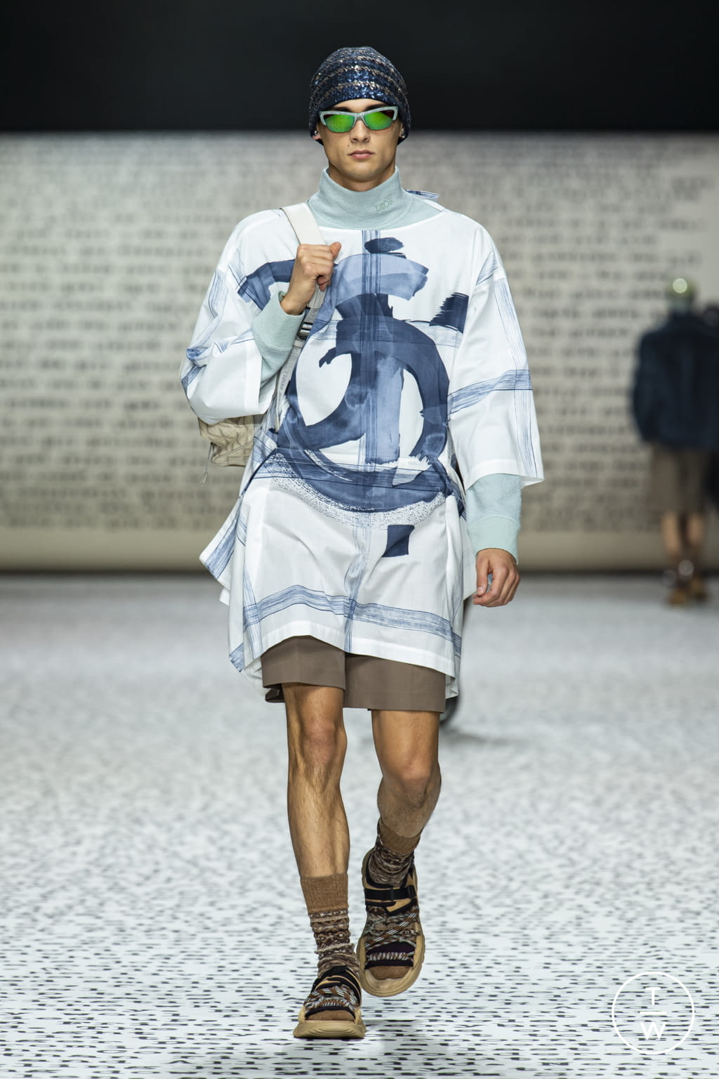 Fashion Week Paris Pre-Fall 2022 look 22 from the Dior Men collection 男装