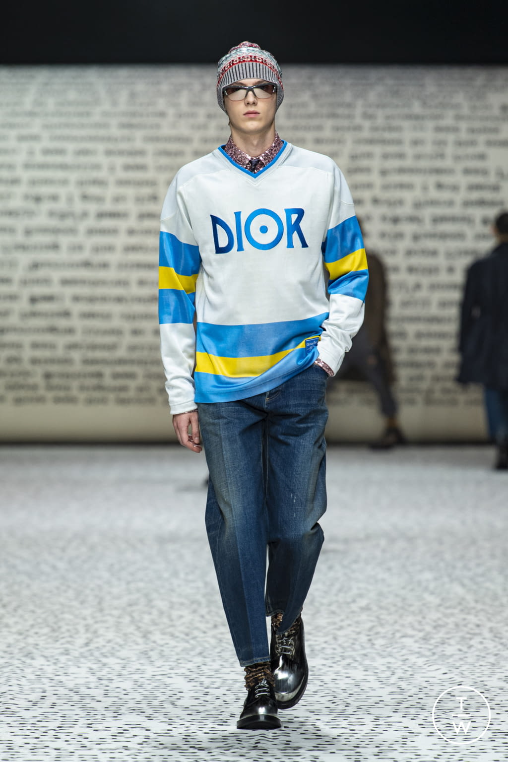 Fashion Week Paris Pre-Fall 2022 look 30 from the Dior Men collection menswear