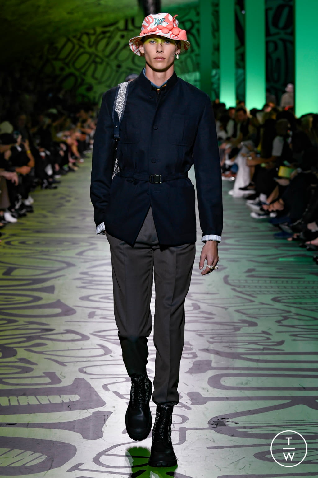 Fashion Week Paris Pre-Fall 2020 look 20 from the Dior Men collection 男装