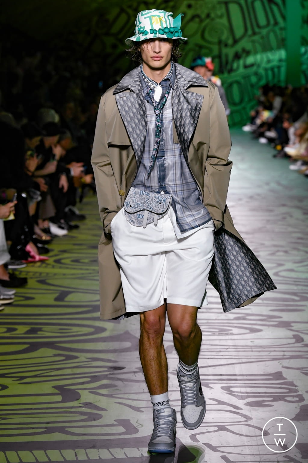 Fashion Week Paris Pre-Fall 2020 look 37 from the Dior Men collection 男装