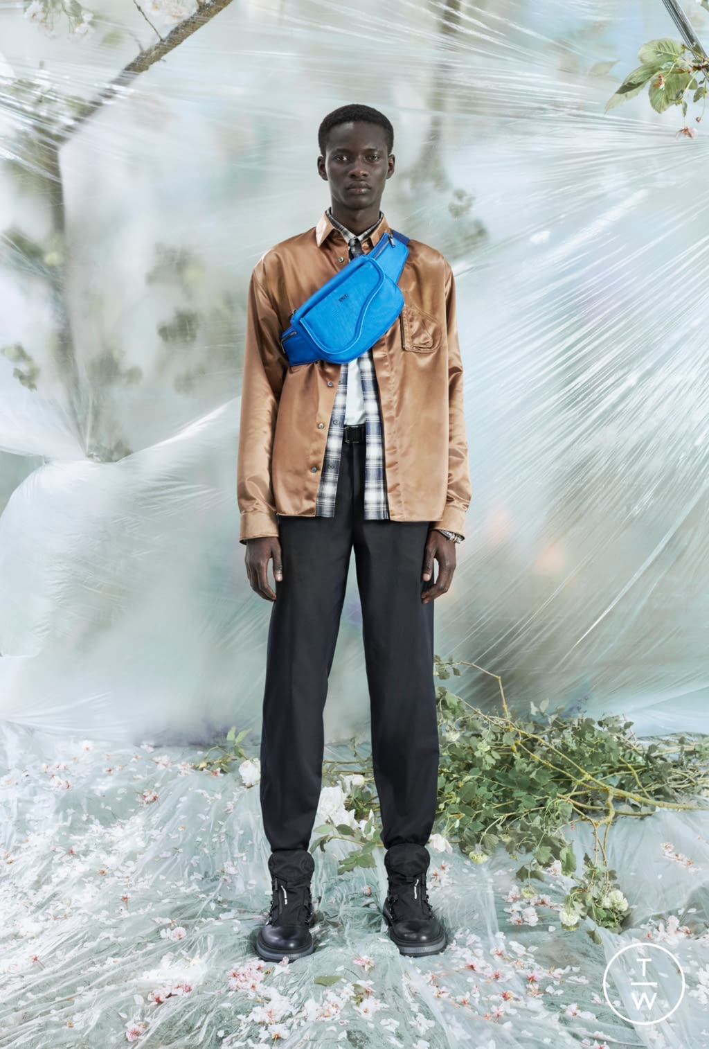 Fashion Week Paris Resort 2020 look 9 from the Dior Men collection menswear
