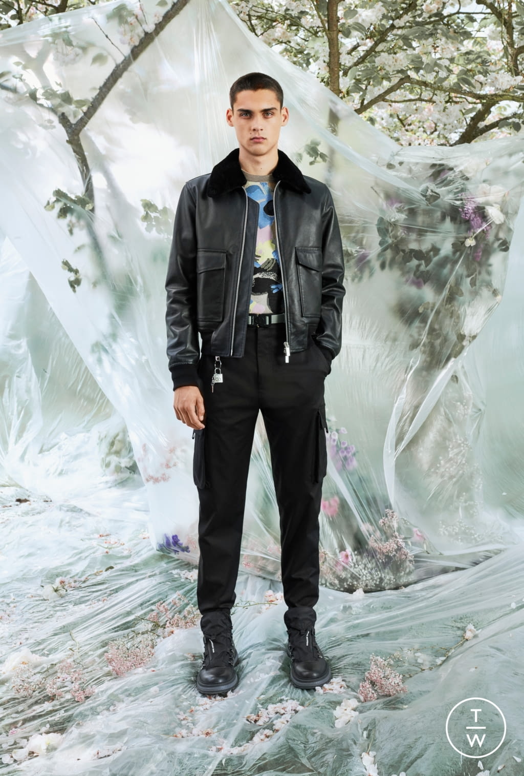 Fashion Week Paris Resort 2020 look 18 from the Dior Men collection 男装