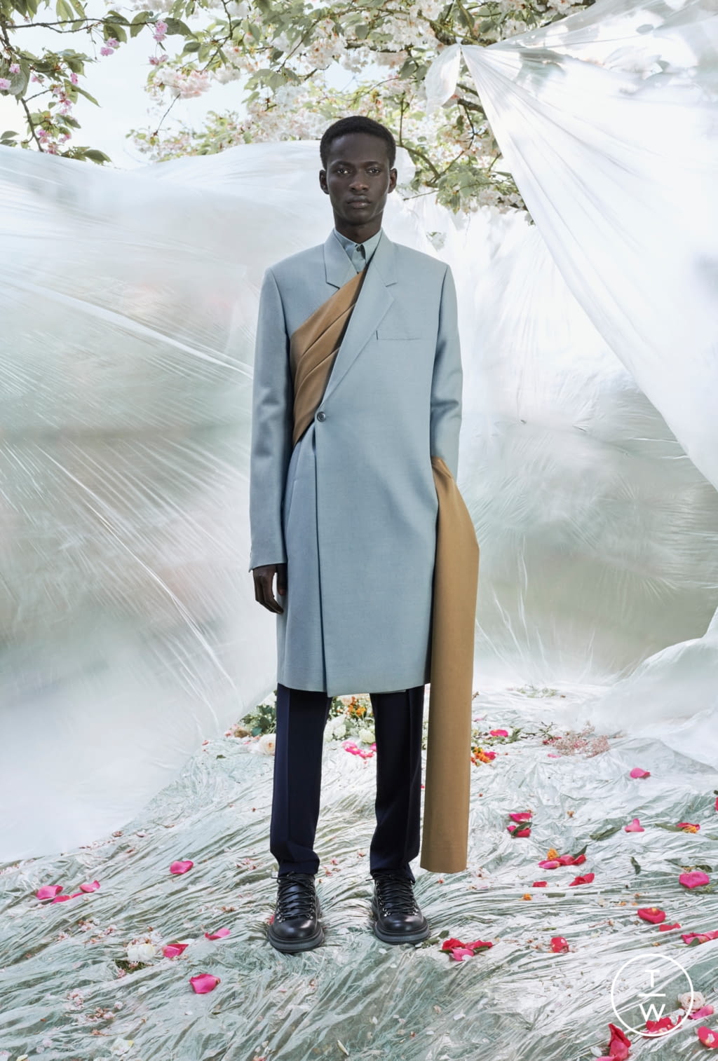 Fashion Week Paris Resort 2020 look 24 from the Dior Men collection 男装