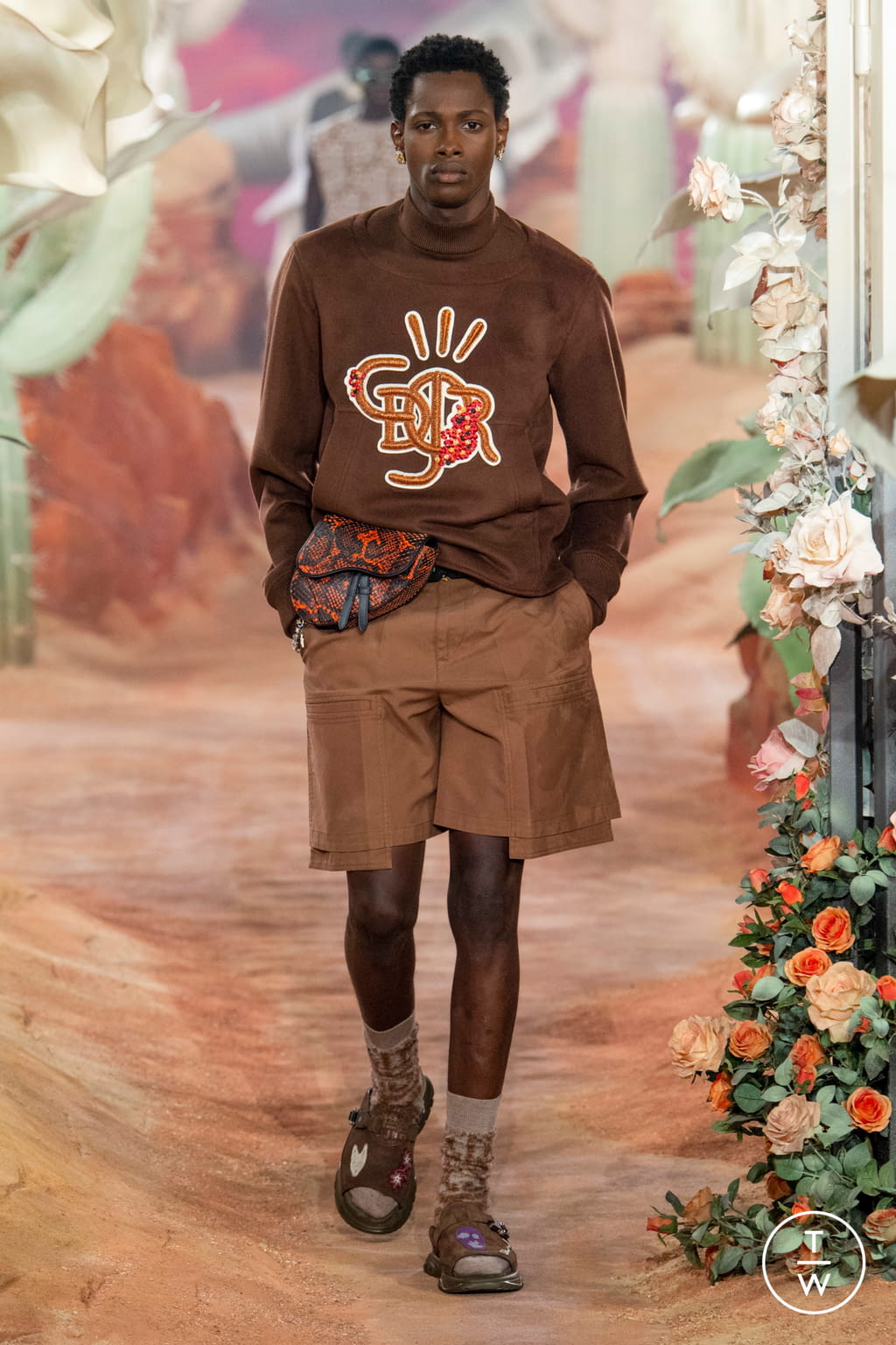 Fashion Week Paris Spring/Summer 2022 look 31 from the Dior Men collection 男装