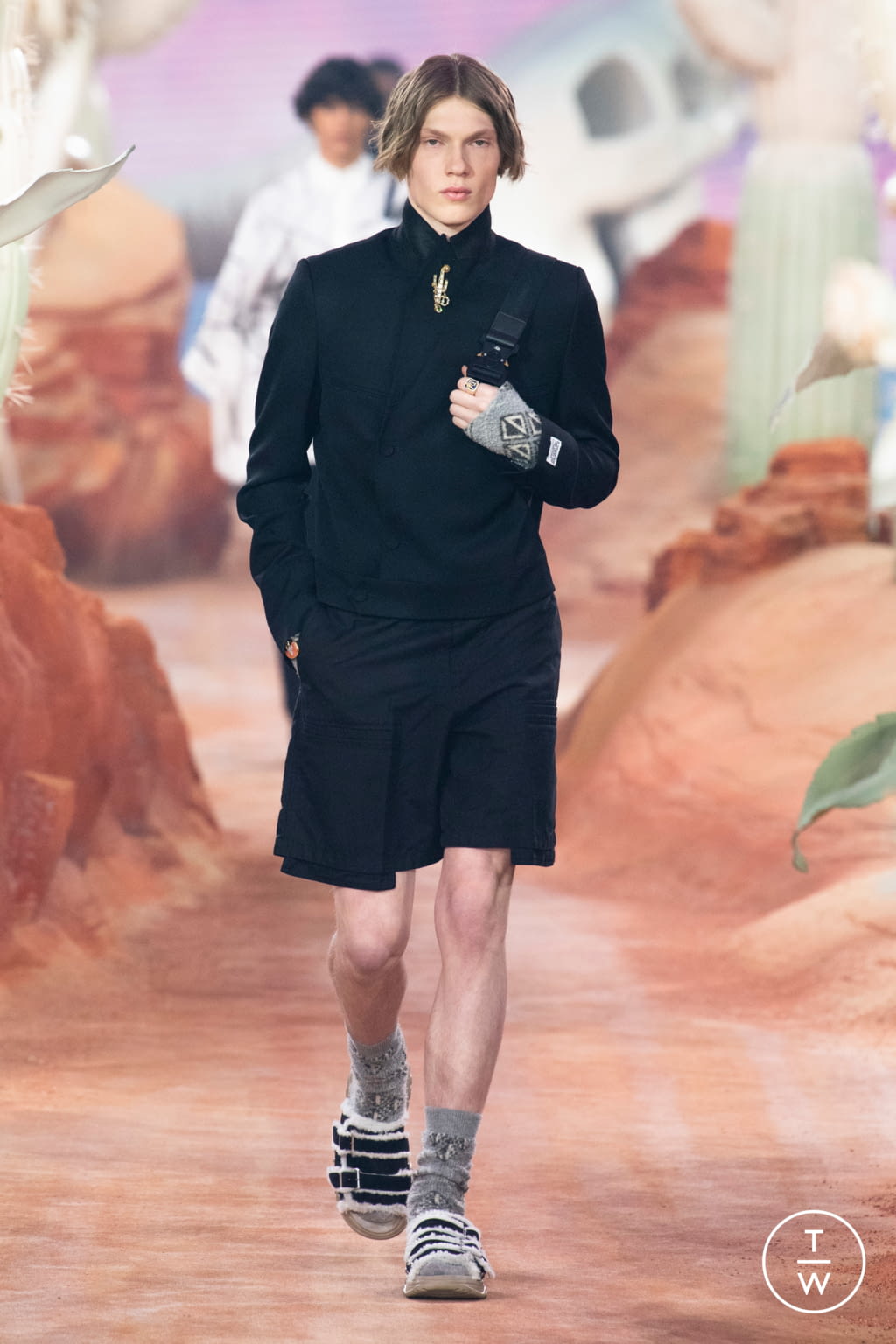 Fashion Week Paris Spring/Summer 2022 look 4 from the Dior Men collection 男装