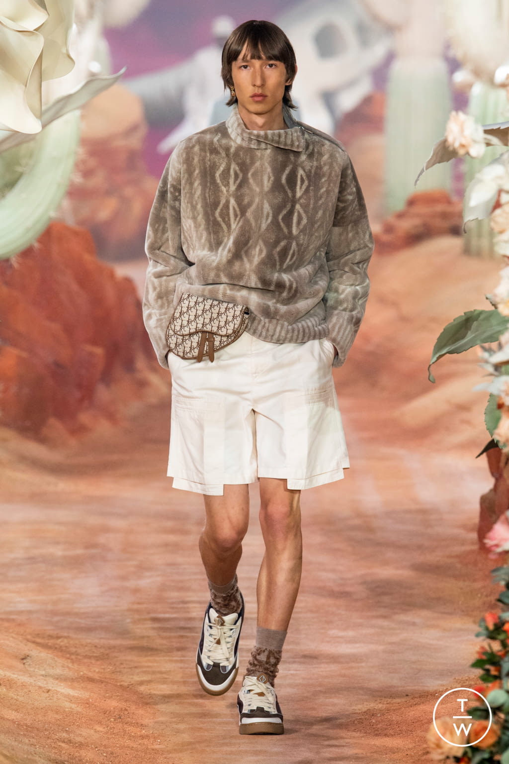 Fashion Week Paris Spring/Summer 2022 look 45 from the Dior Men collection menswear