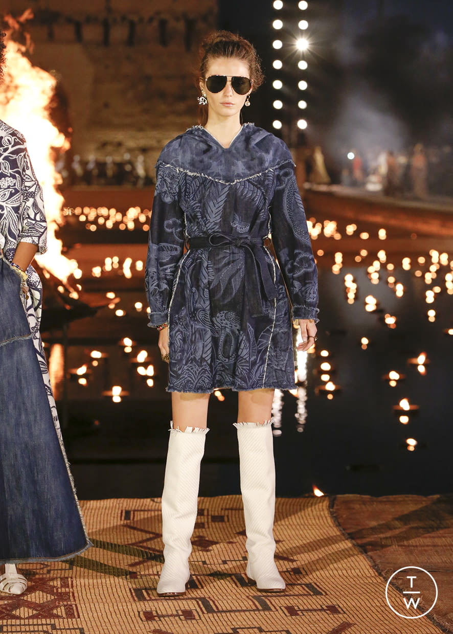 Fashion Week Paris Resort 2020 look 54 from the Christian Dior collection 女装
