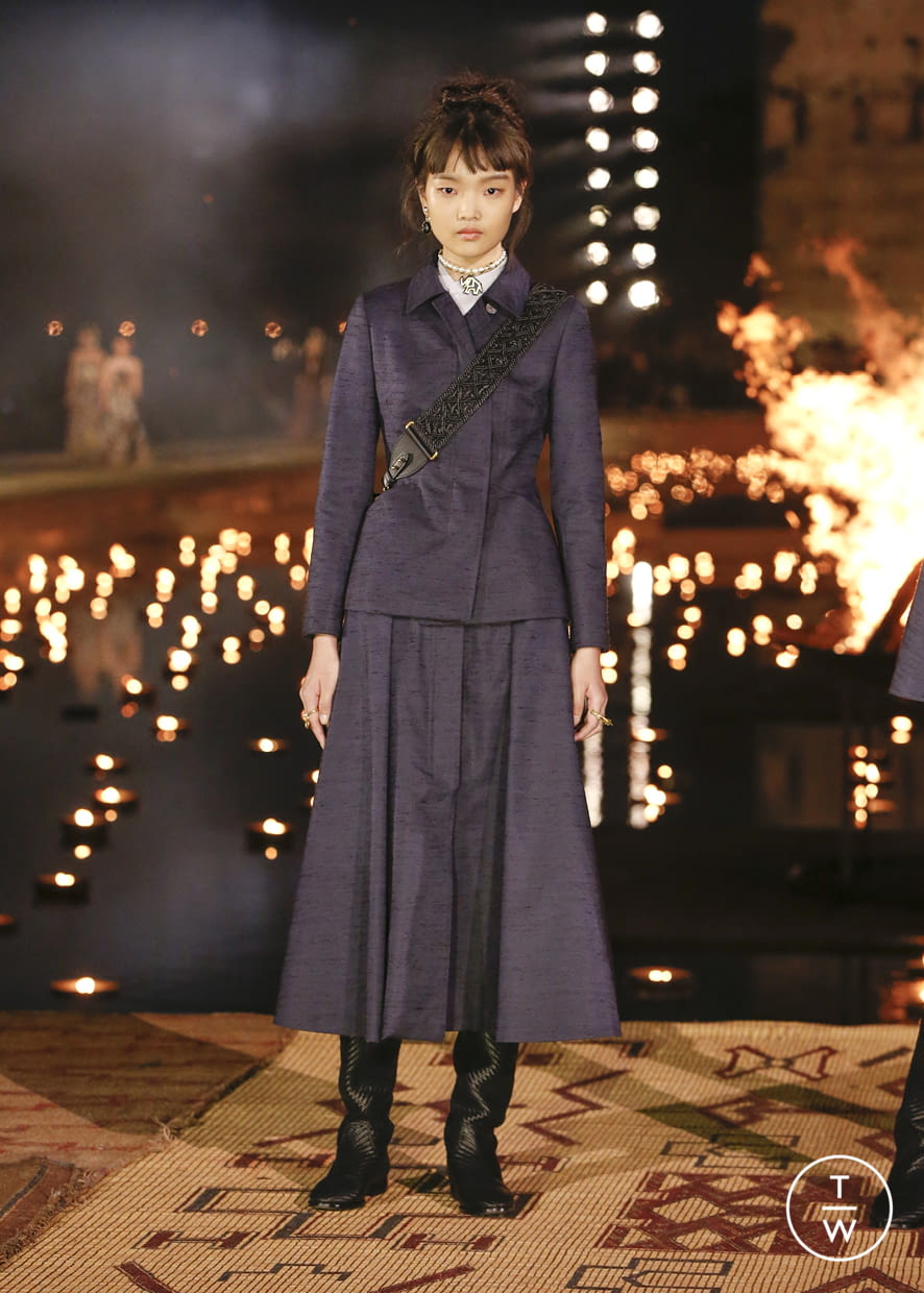 Fashion Week Paris Resort 2020 look 63 from the Christian Dior collection 女装
