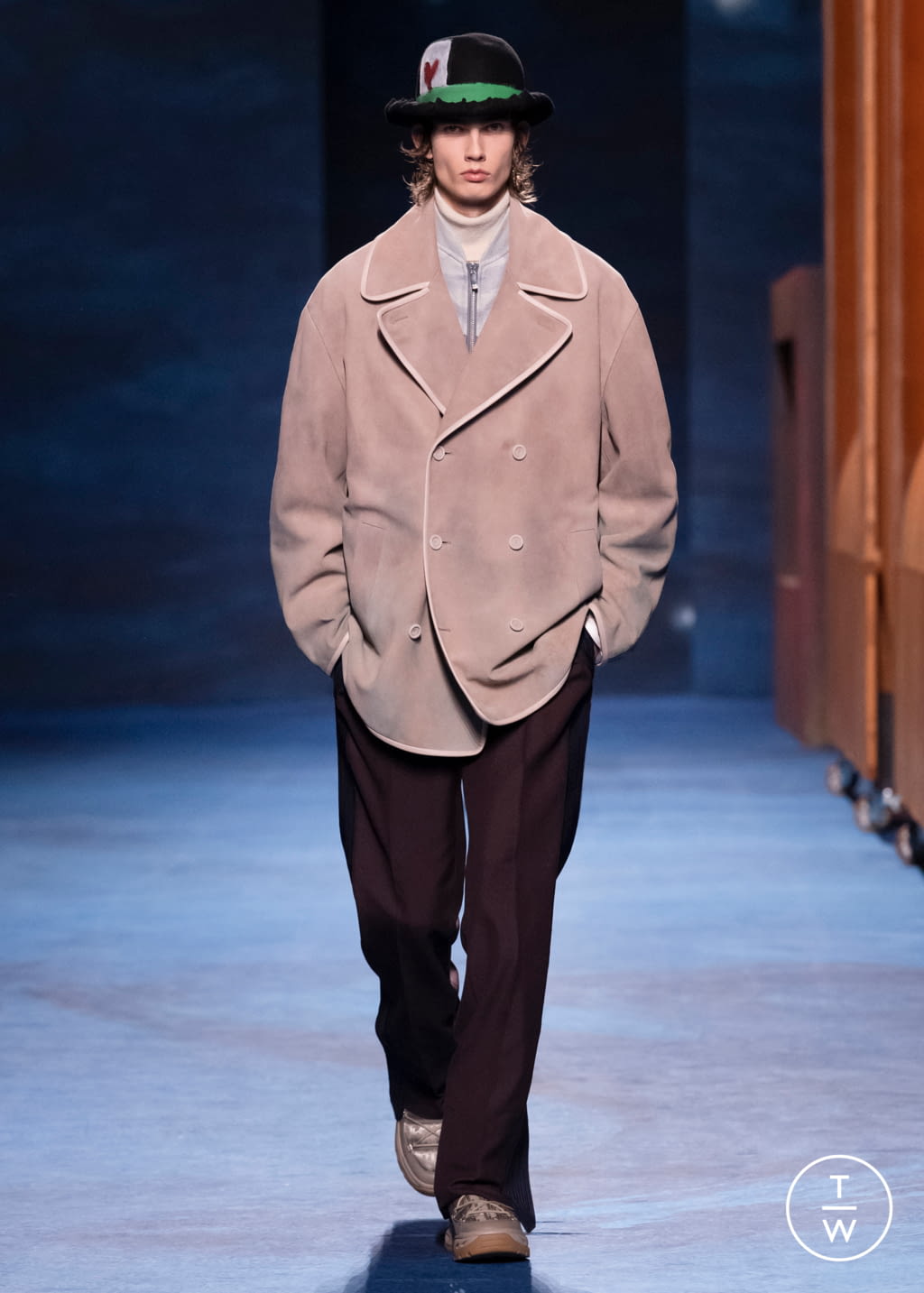 Fashion Week Paris Fall/Winter 2021 look 28 from the Dior Men collection menswear