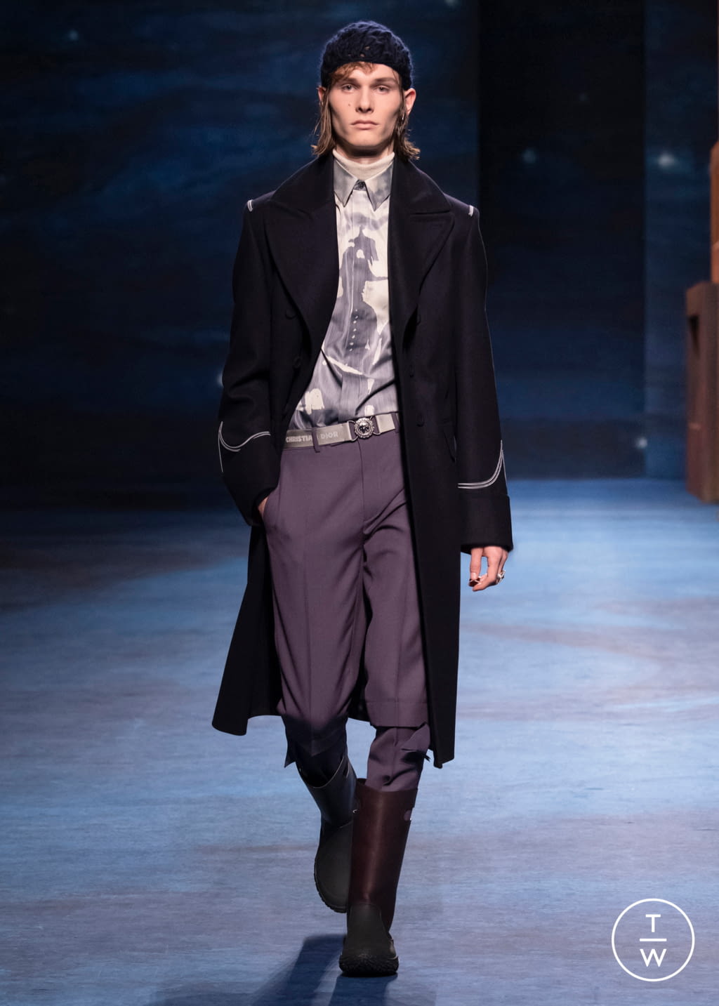 Fashion Week Paris Fall/Winter 2021 look 38 from the Dior Men collection menswear