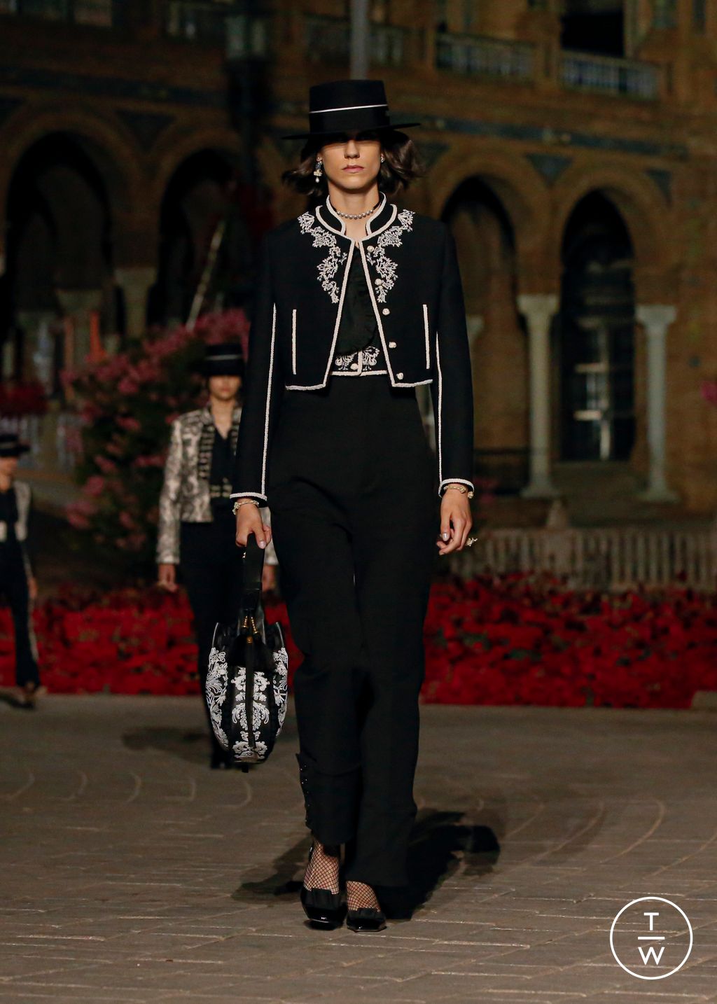 Fashion Week Paris Resort 2023 look 7 from the Christian Dior collection womenswear