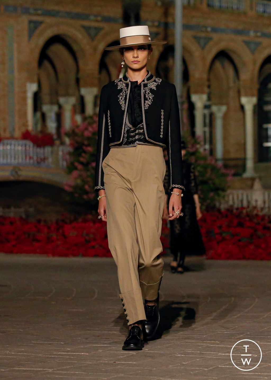 Fashion Week Paris Resort 2023 look 77 de la collection Christian Dior womenswear