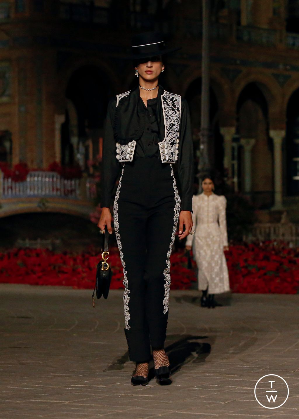 Fashion Week Paris Resort 2023 look 9 de la collection Christian Dior womenswear