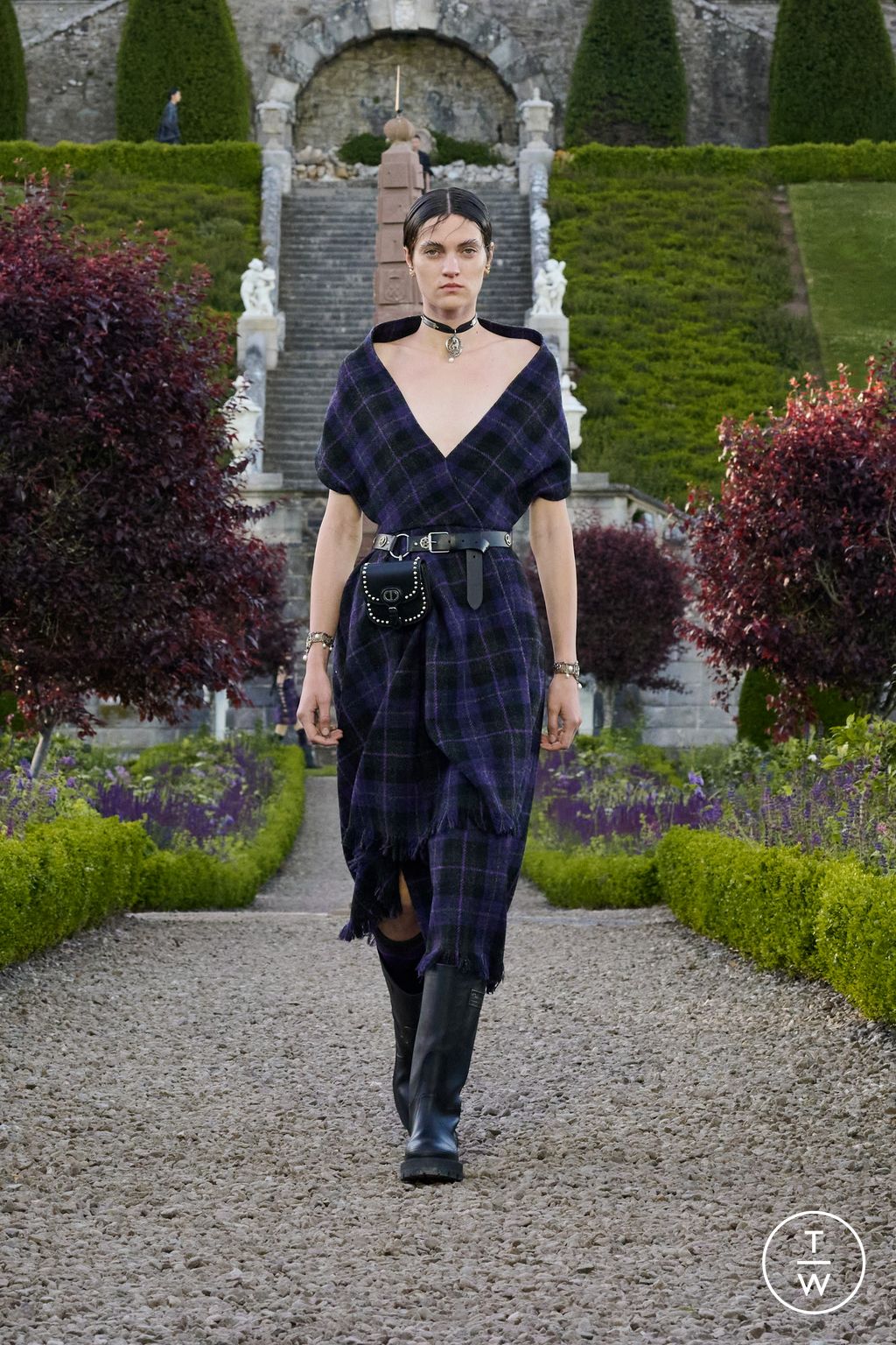 Fashion Week Paris Resort 2025 look 1 de la collection Christian Dior womenswear