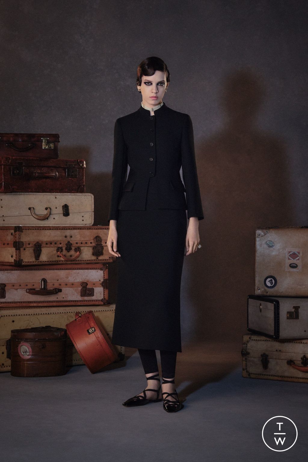 Fashion Week Paris Pre-Fall 2023 look 101 from the Christian Dior collection womenswear