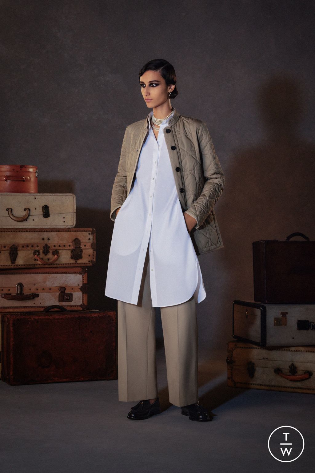 Fashion Week Paris Pre-Fall 2023 look 103 from the Christian Dior collection womenswear