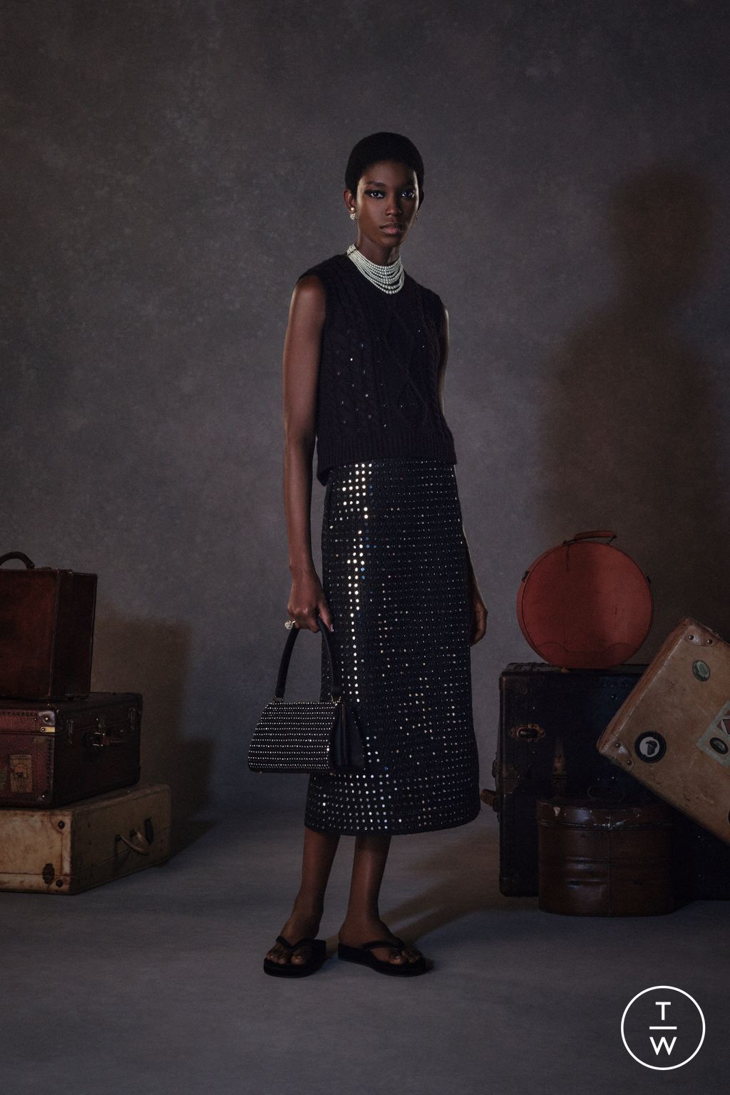 Fashion Week Paris Pre-Fall 2023 look 117 from the Christian Dior collection womenswear