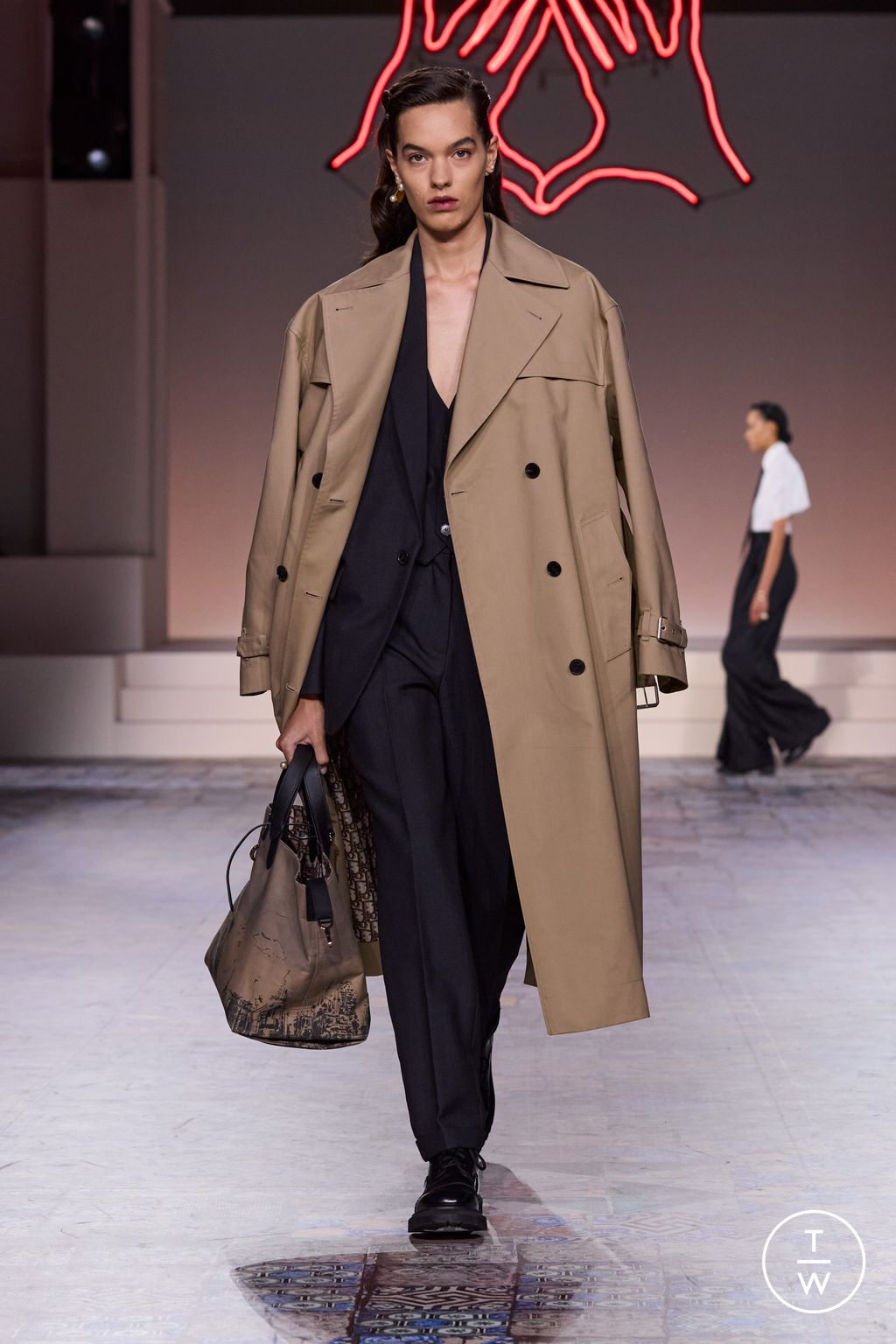 Fashion Week Paris Pre-Fall 2024 look 5 from the Christian Dior collection womenswear