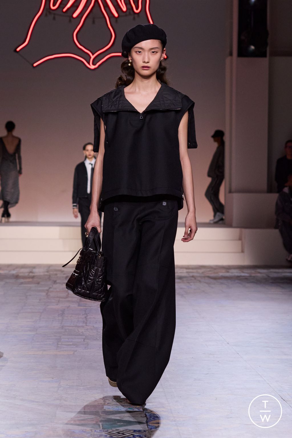 Fashion Week Paris Pre-Fall 2024 look 25 de la collection Christian Dior womenswear