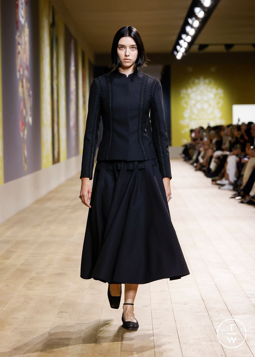 Fashion Week Paris Fall/Winter 2022 look 39 de la collection Christian Dior couture