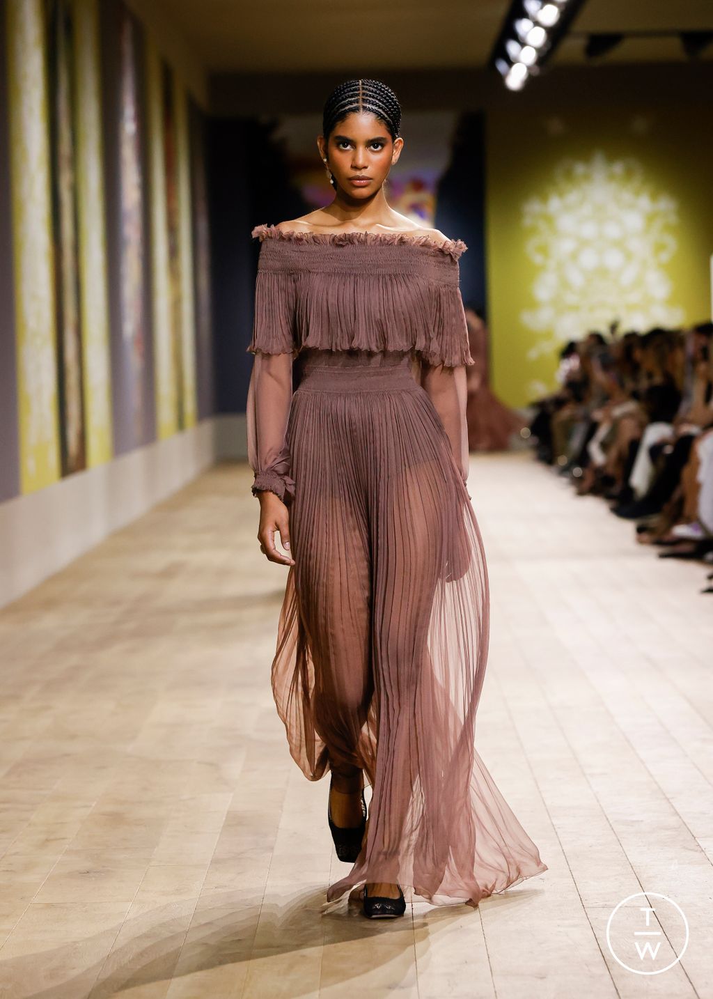 Fashion Week Paris Fall/Winter 2022 look 44 de la collection Christian Dior couture