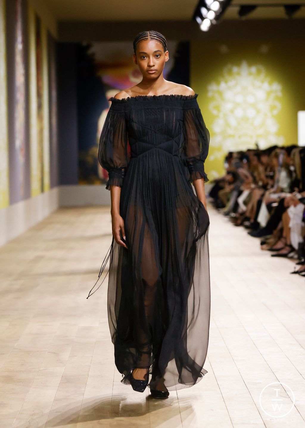 Fashion Week Paris Fall/Winter 2022 look 60 de la collection Christian Dior couture
