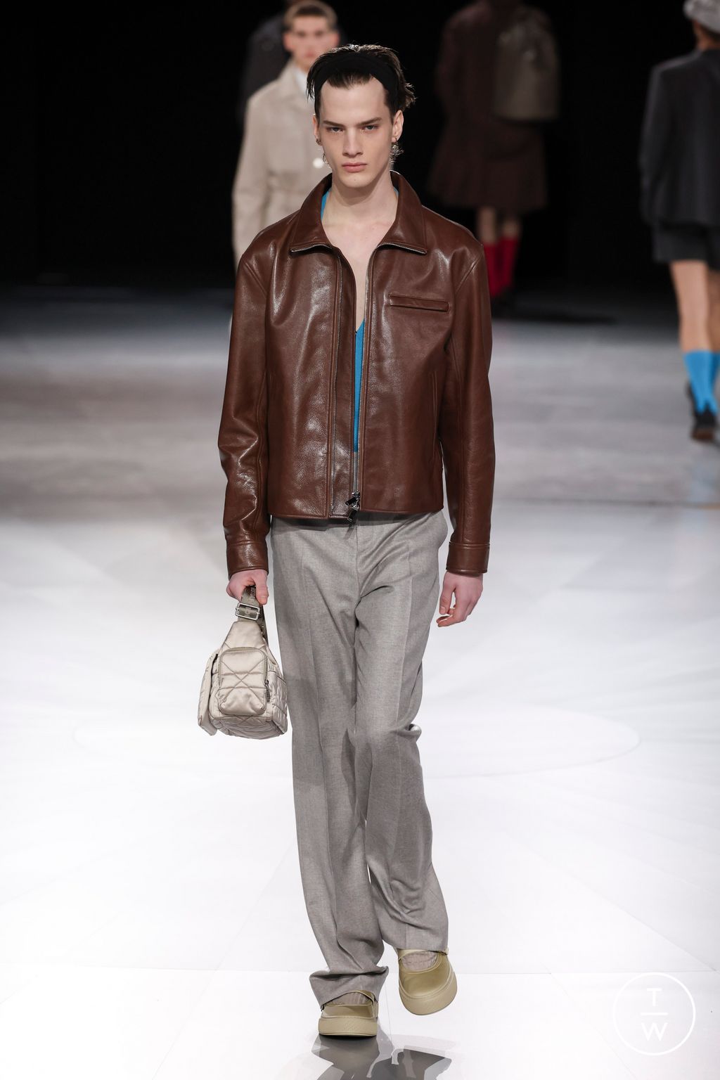 Fashion Week Paris Fall/Winter 2024 look 24 de la collection Dior Men menswear