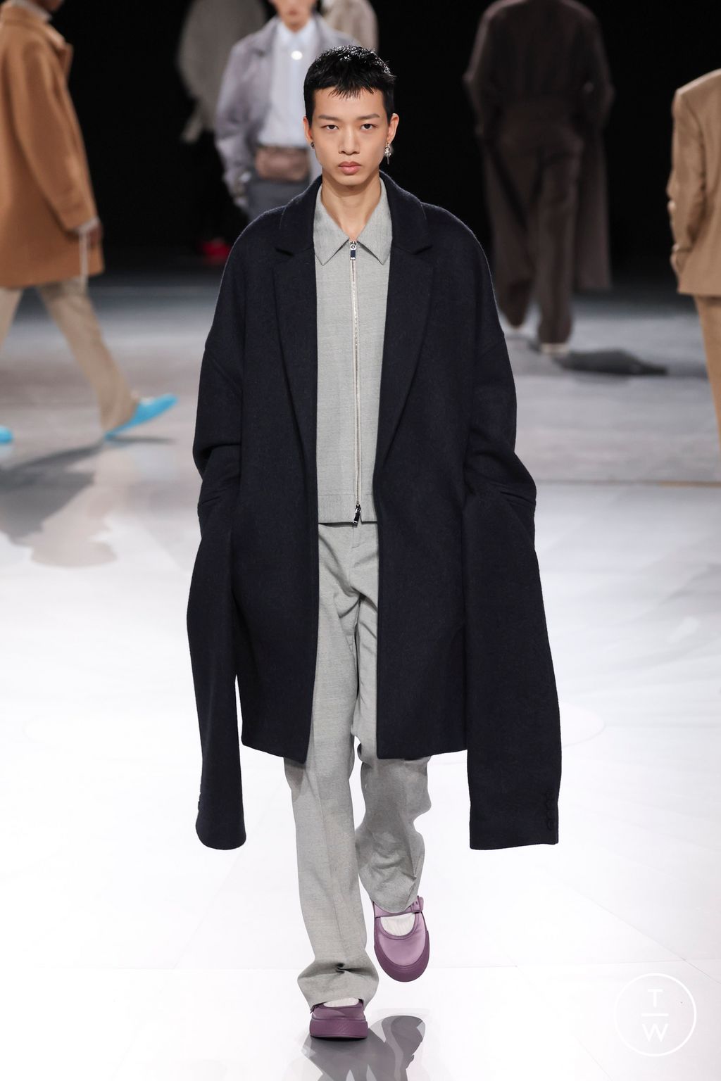 Fashion Week Paris Fall/Winter 2024 look 30 from the Dior Men collection menswear