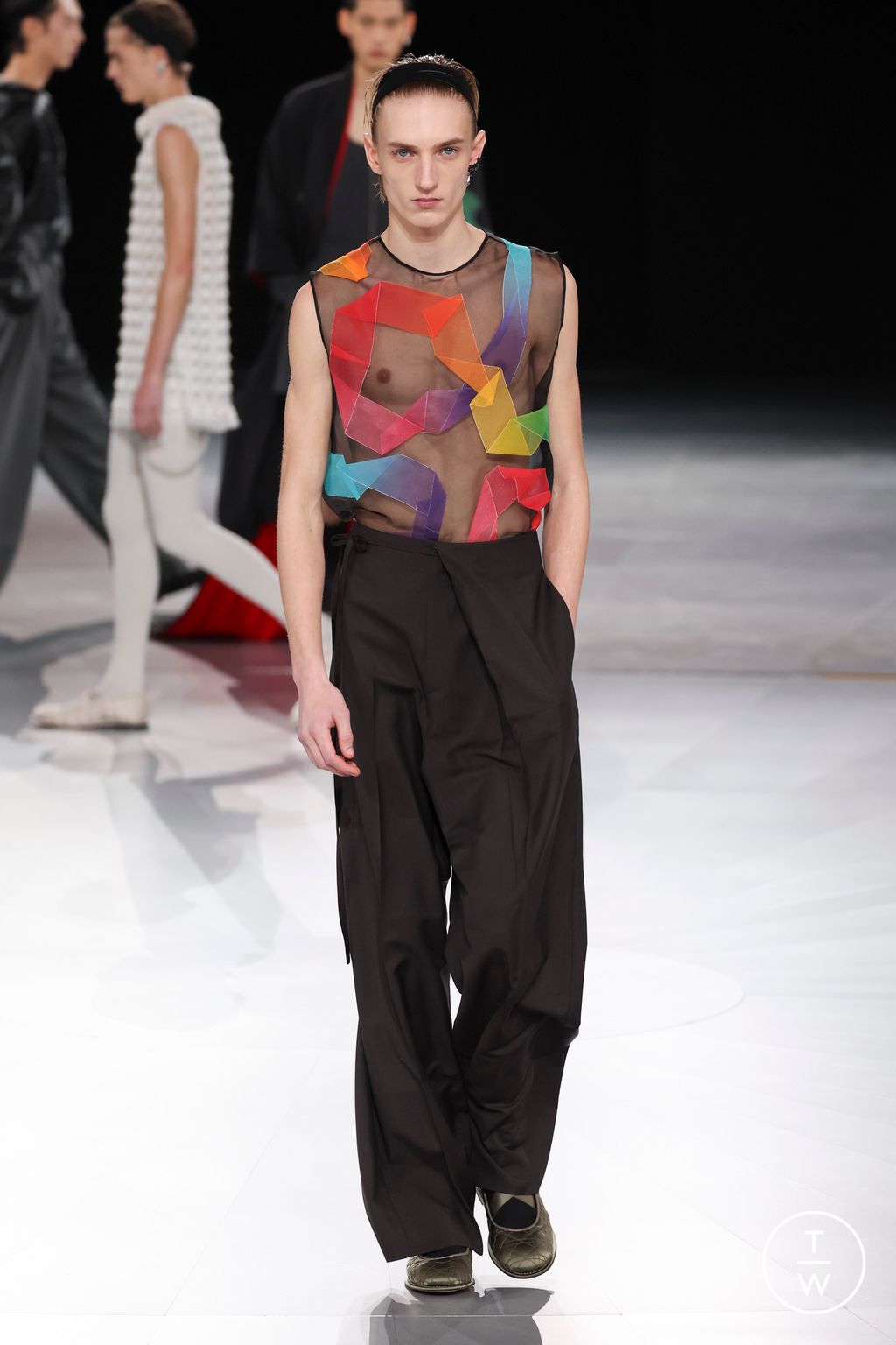 Fashion Week Paris Fall/Winter 2024 look 59 de la collection Dior Men menswear