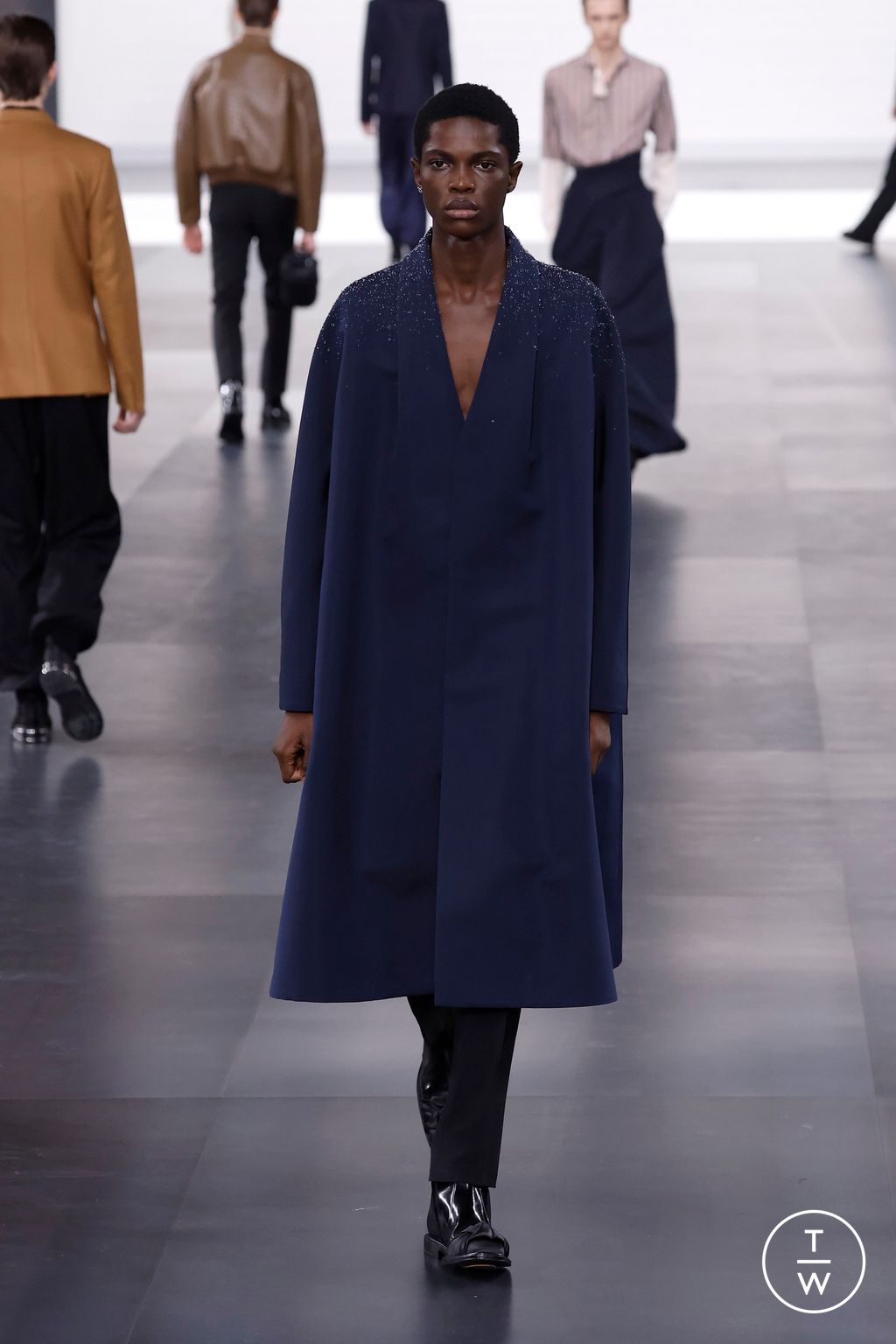 Fashion Week Paris Fall/Winter 2025 look 45 from the Dior Homme collection menswear