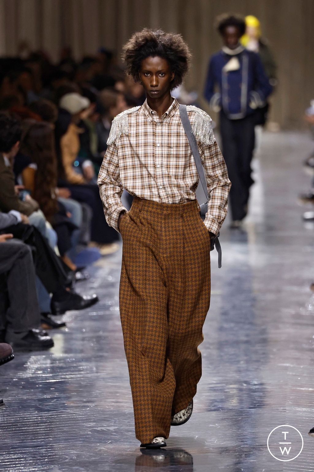 Fashion Week Paris Fall/Winter 2026 look 18 from the Dior Homme collection 男装