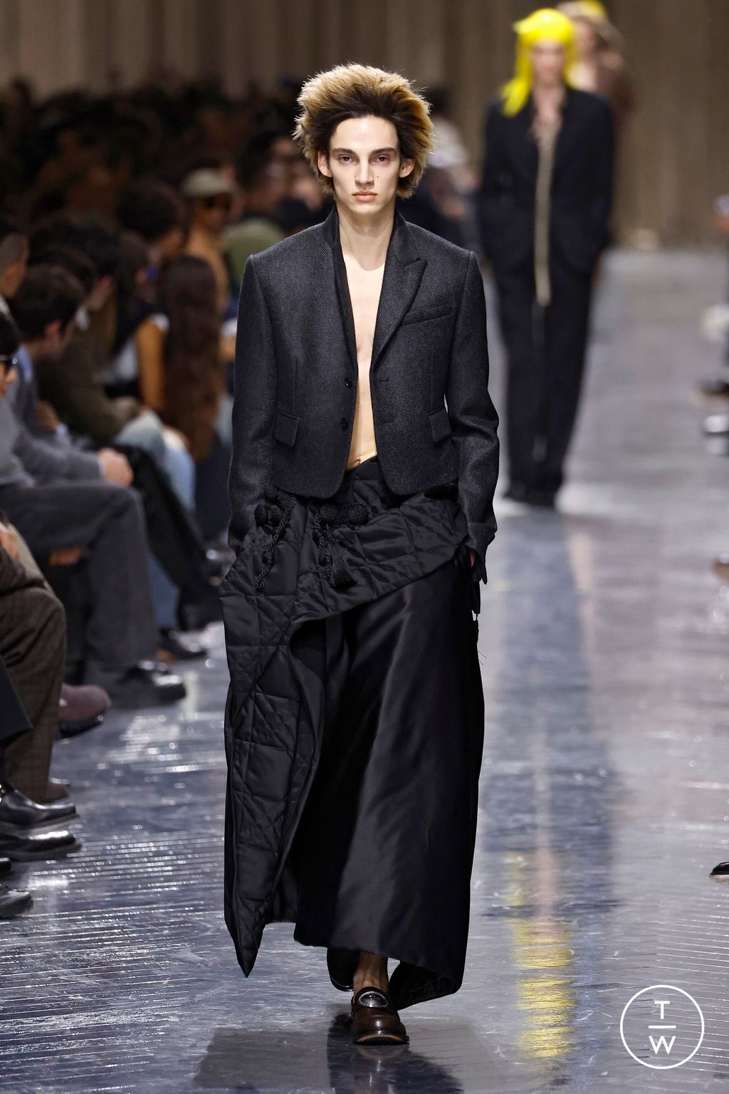Fashion Week Paris Fall/Winter 2026 look 25 from the Dior Homme collection 男装