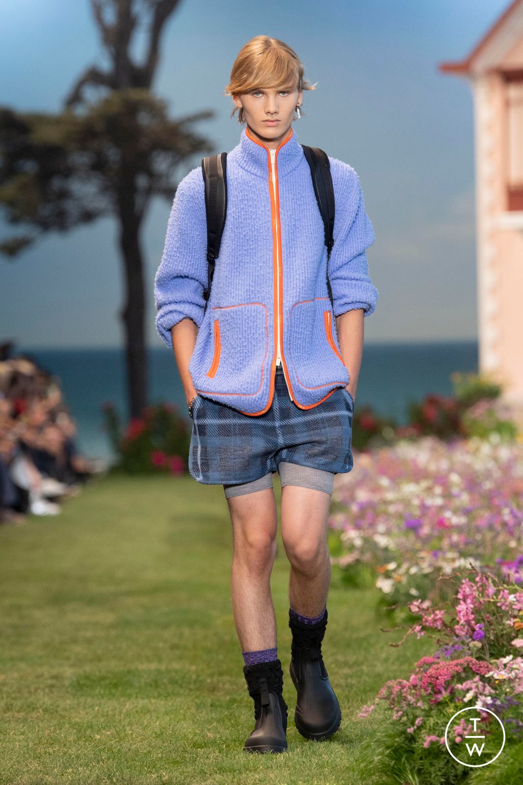 Fashion Week Paris Spring/Summer 2023 look 15 from the Dior Men collection 男装