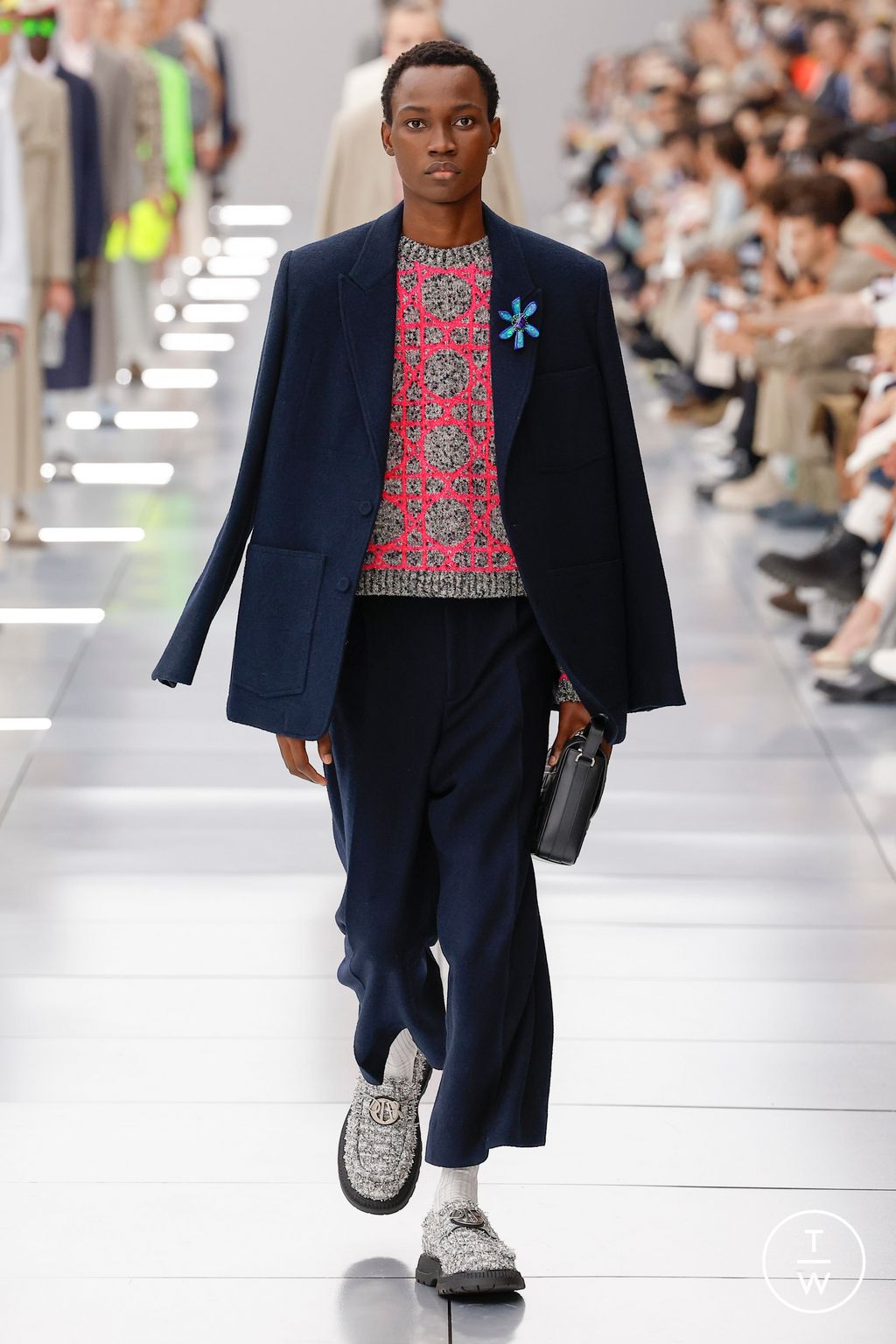 Fashion Week Paris Spring/Summer 2024 look 1 from the Dior Men collection menswear