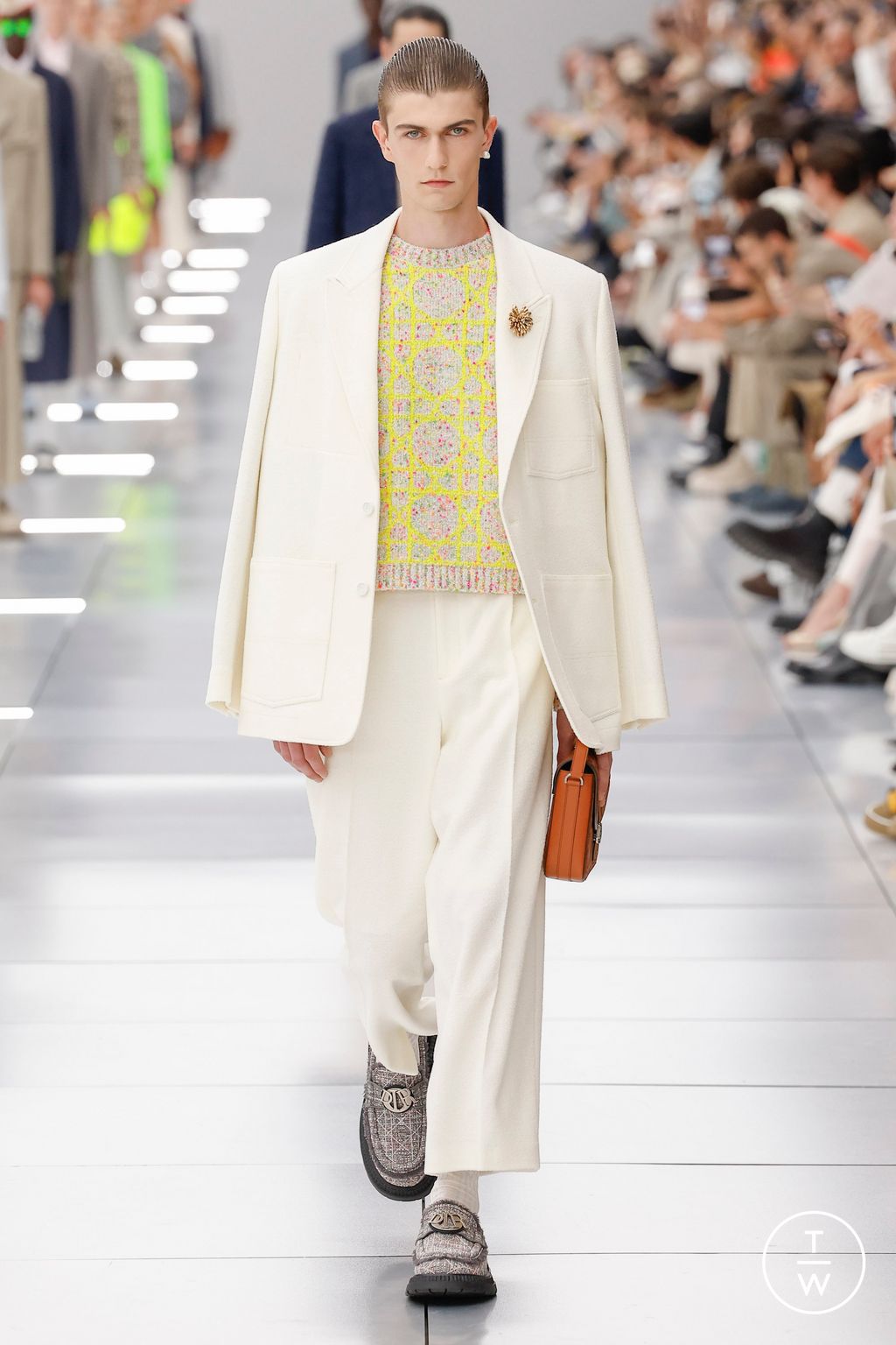 Fashion Week Paris Spring/Summer 2024 look 3 from the Dior Men collection menswear