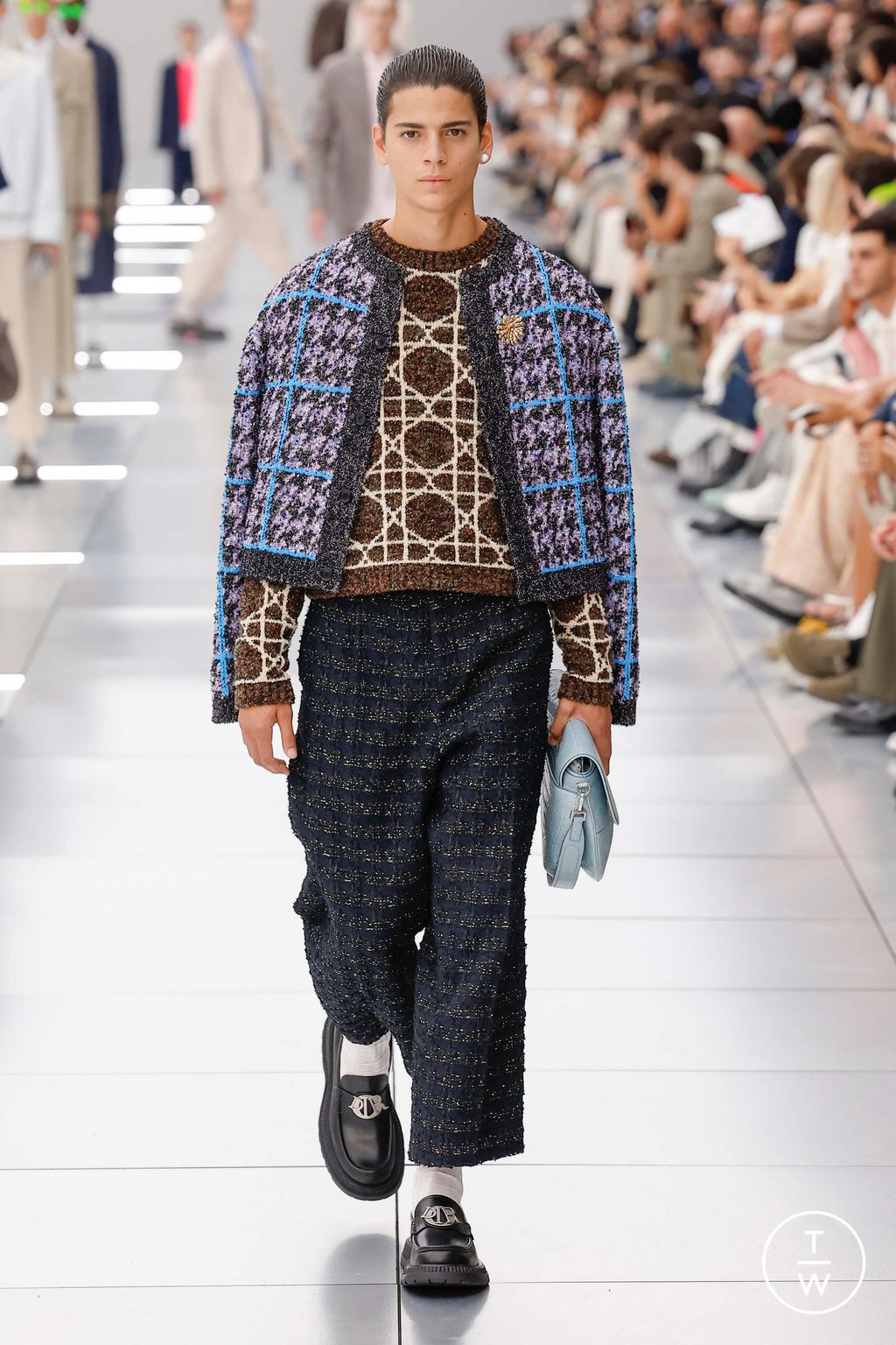 Fashion Week Paris Spring/Summer 2024 look 24 from the Dior Men collection menswear