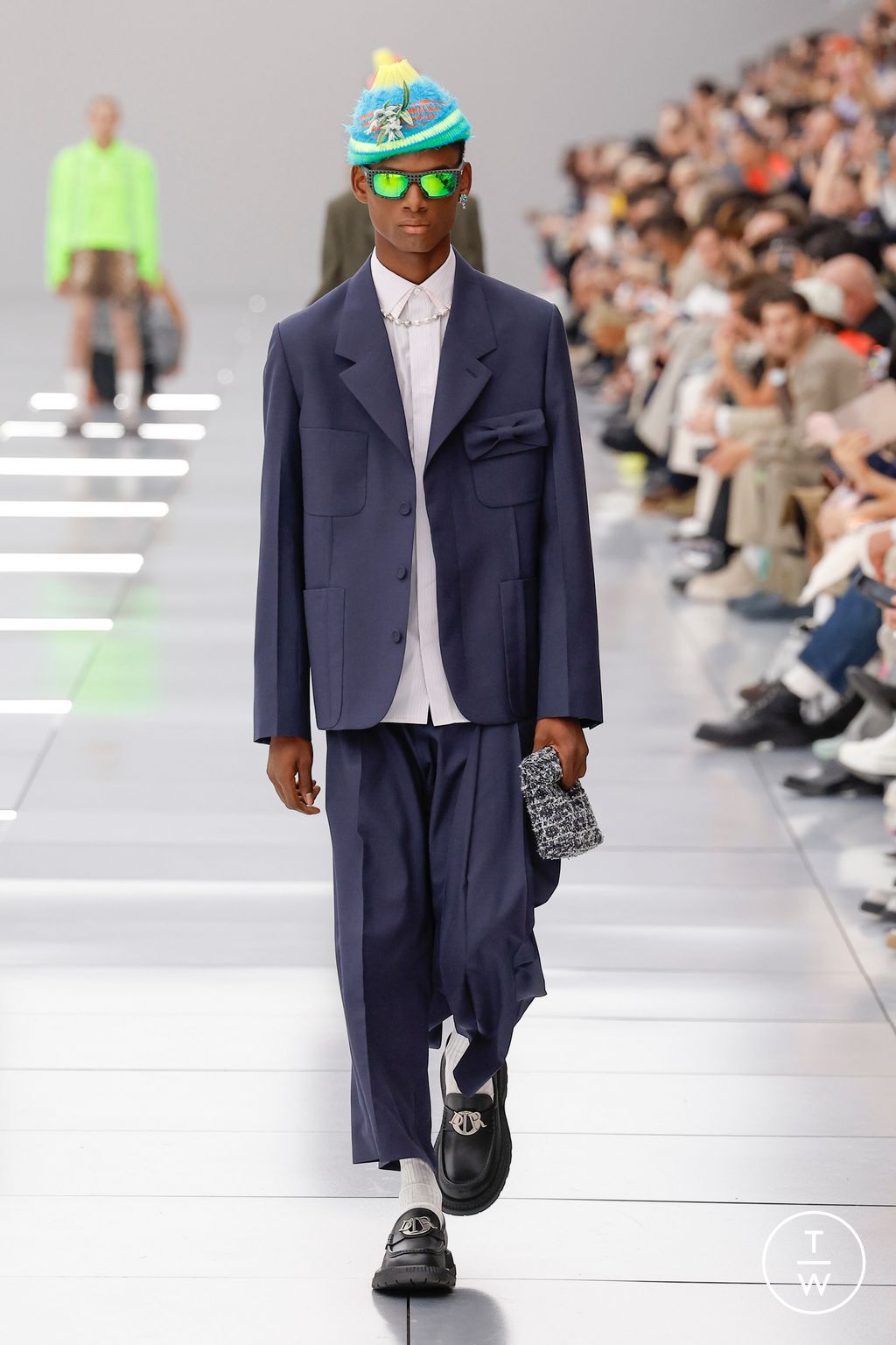 Fashion Week Paris Spring/Summer 2024 look 32 from the Dior Men collection 男装