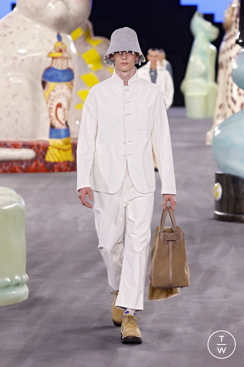 Fashion Week Paris Spring-Summer 2025 look 15 from the Dior Men collection 男装