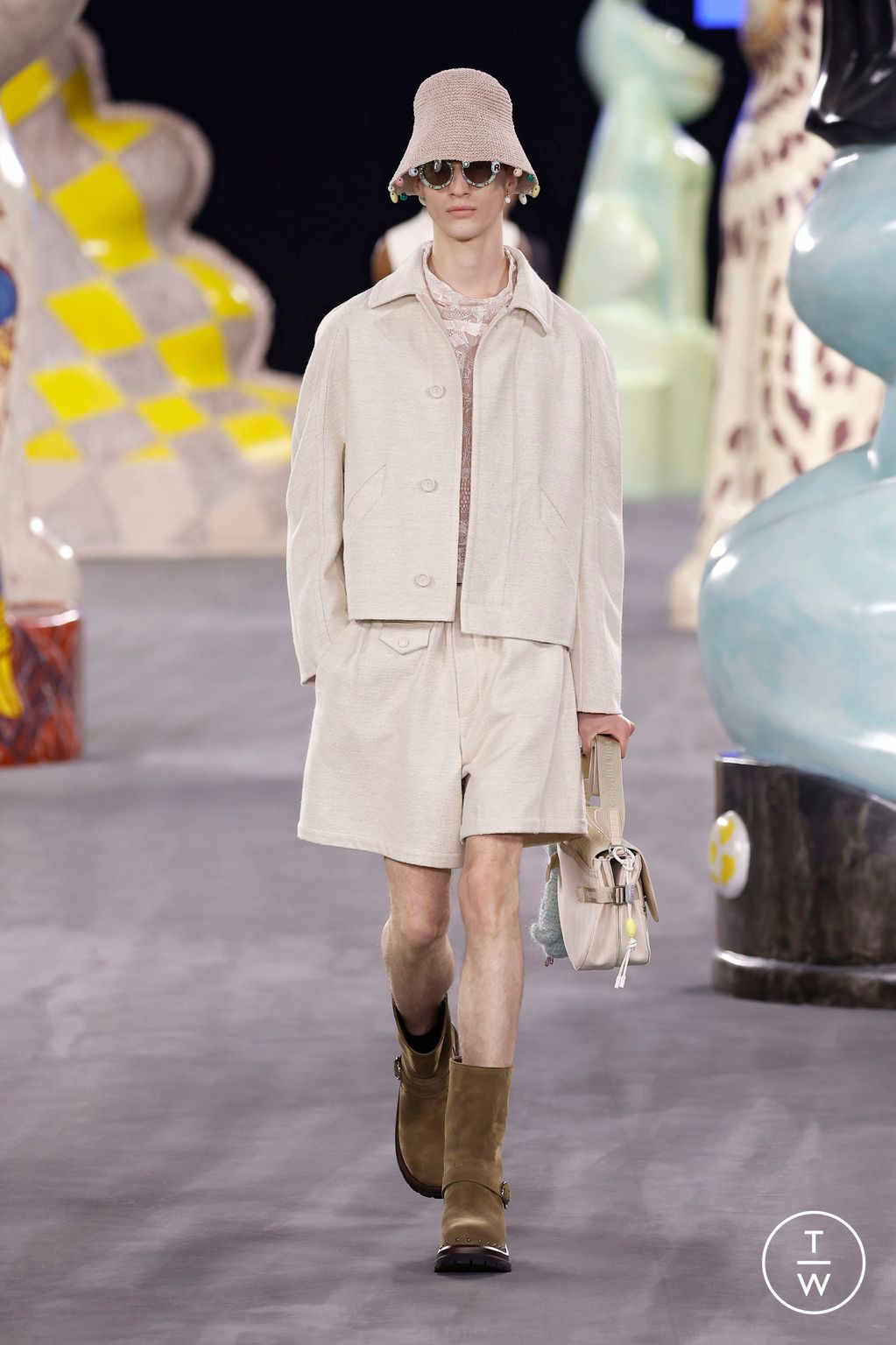 Fashion Week Paris Spring-Summer 2025 look 18 de la collection Dior Men menswear