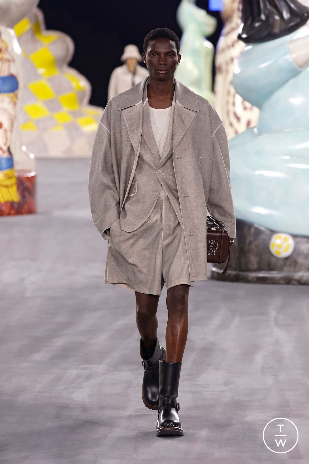 Fashion Week Paris Spring-Summer 2025 look 45 from the Dior Men collection menswear