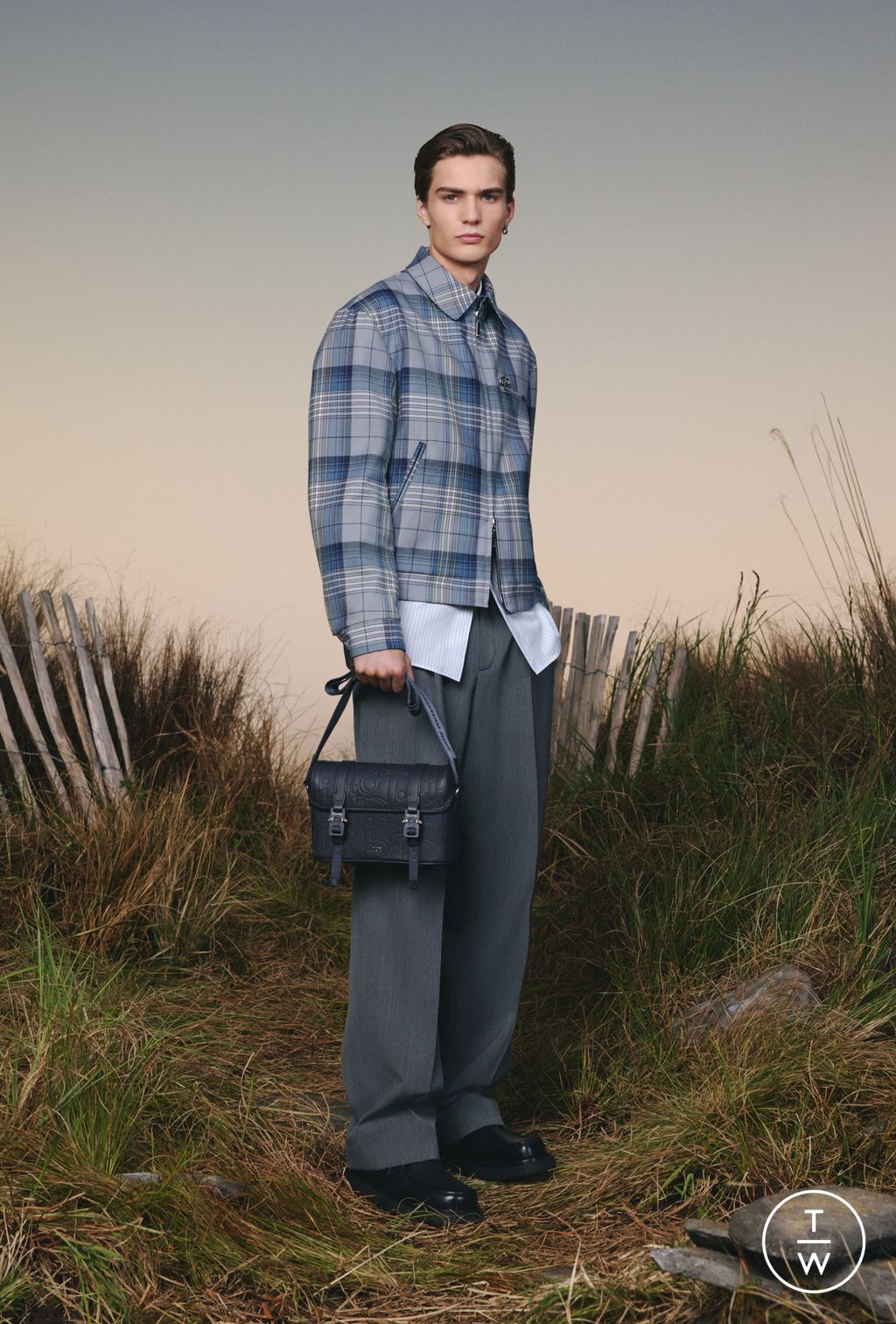 Fashion Week Paris Resort 2025 look 20 from the Dior Homme collection menswear