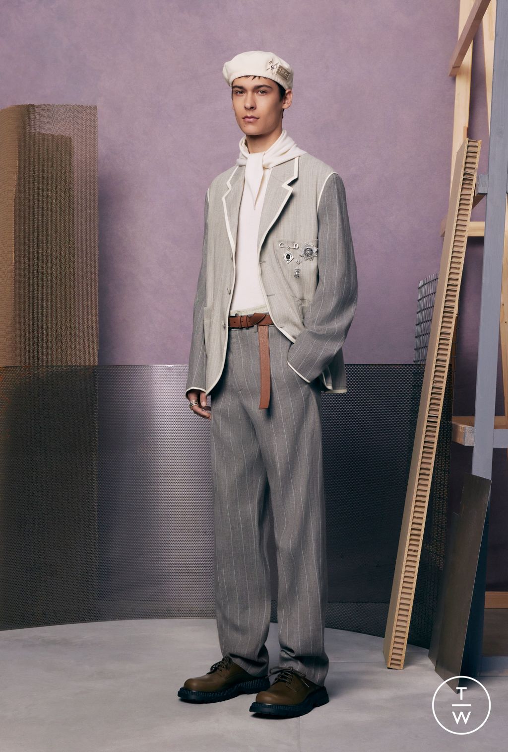 Fashion Week Paris Resort 2024 look 1 from the Dior Men collection menswear