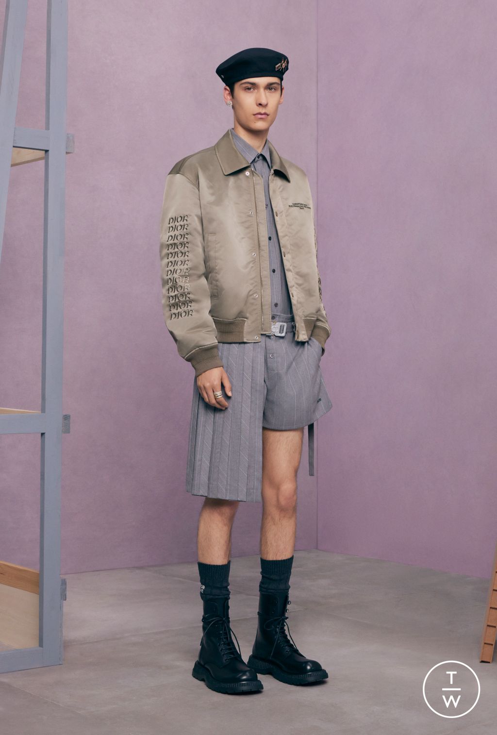 Fashion Week Paris Resort 2024 look 19 from the Dior Men collection menswear
