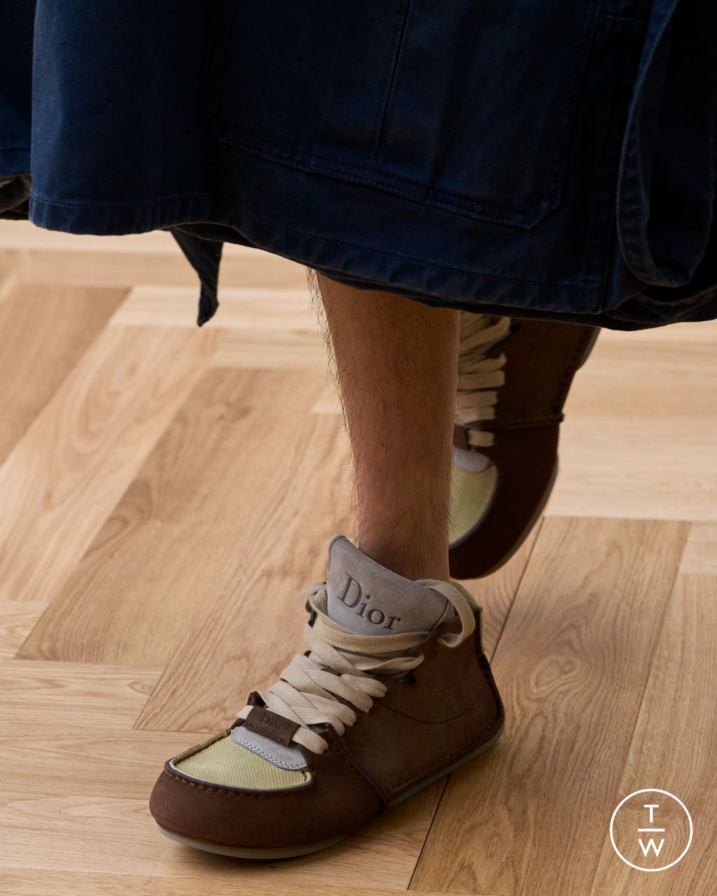 Fashion Week Paris Spring/Summer 2026 look 66 from the Dior Homme collection menswear accessories