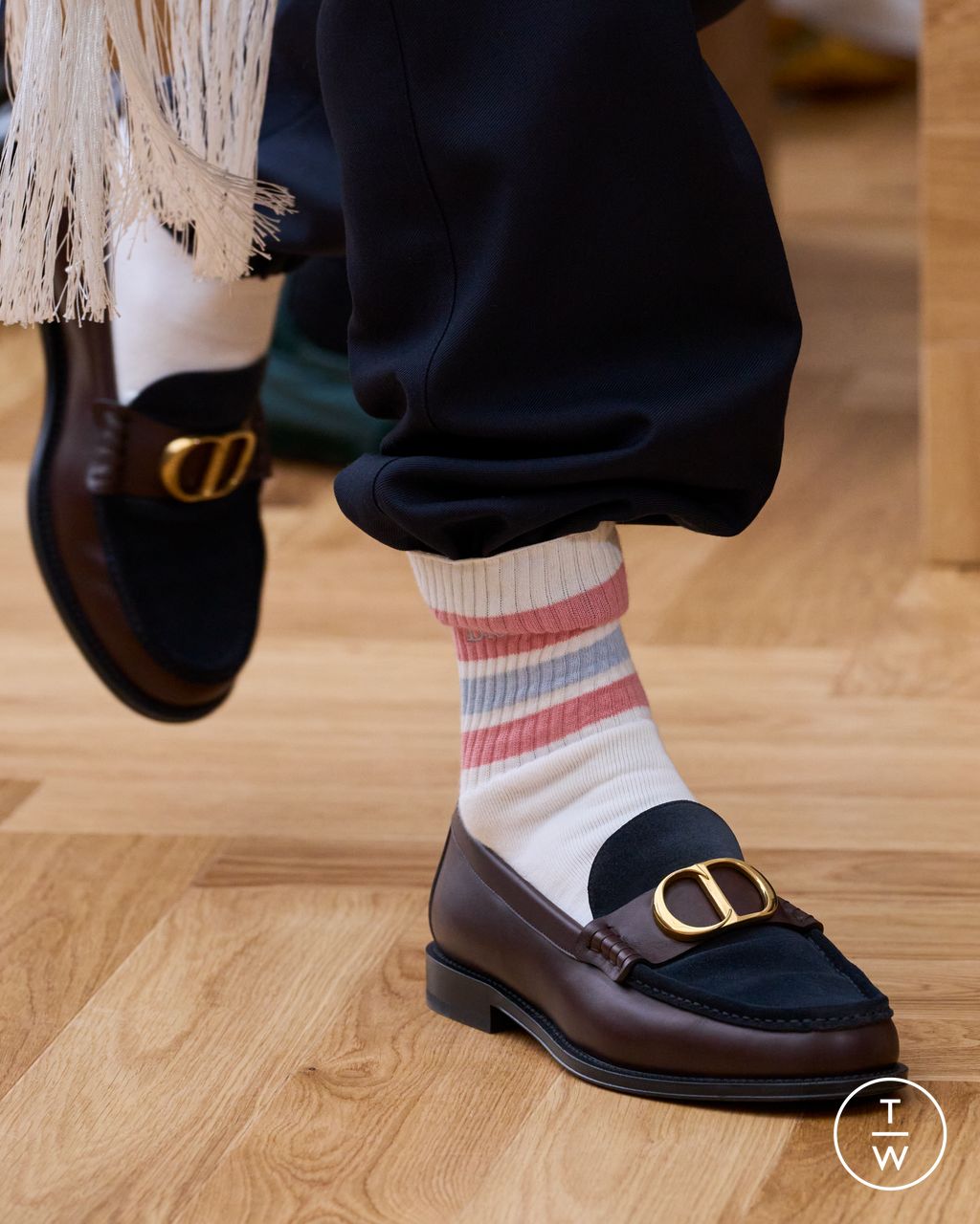 Fashion Week Paris Spring/Summer 2026 look 38 from the Dior Homme collection menswear accessories