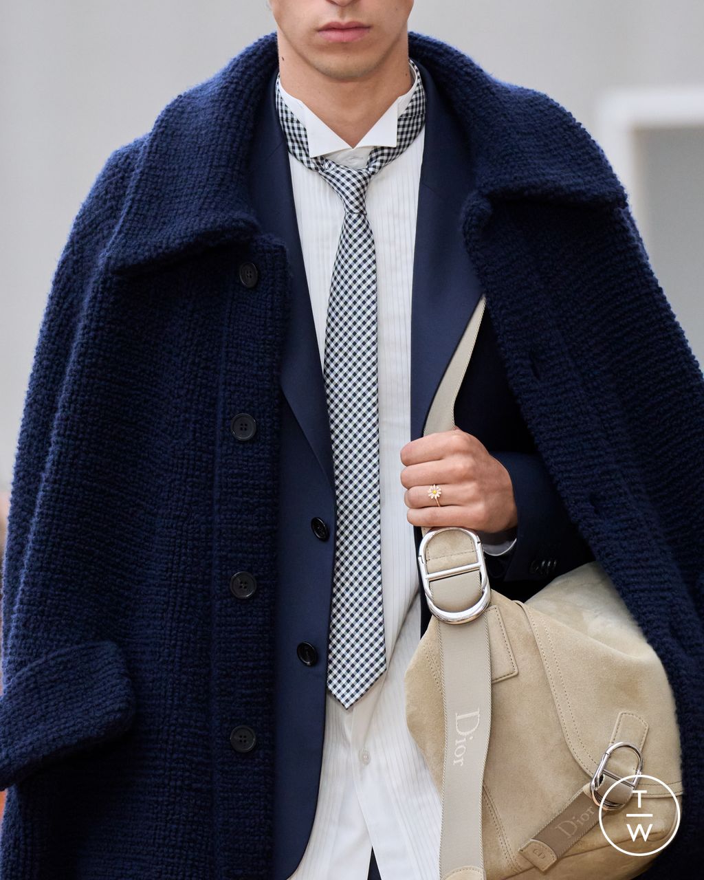 Fashion Week Paris Spring/Summer 2026 look 7 from the Dior Homme collection menswear accessories