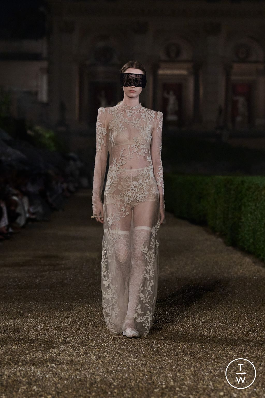 Fashion Week Paris Resort 2026 look 13 from the Dior collection womenswear